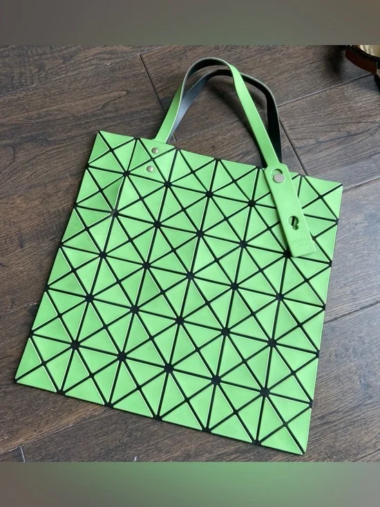 BAO BAO ISSEY MIYAKE Green Lucent Tote Bag - Picture 1 of 16